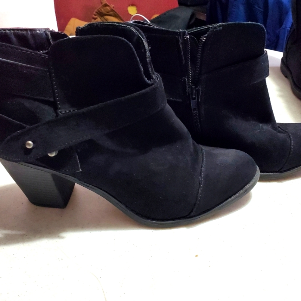 Womens ankle booties